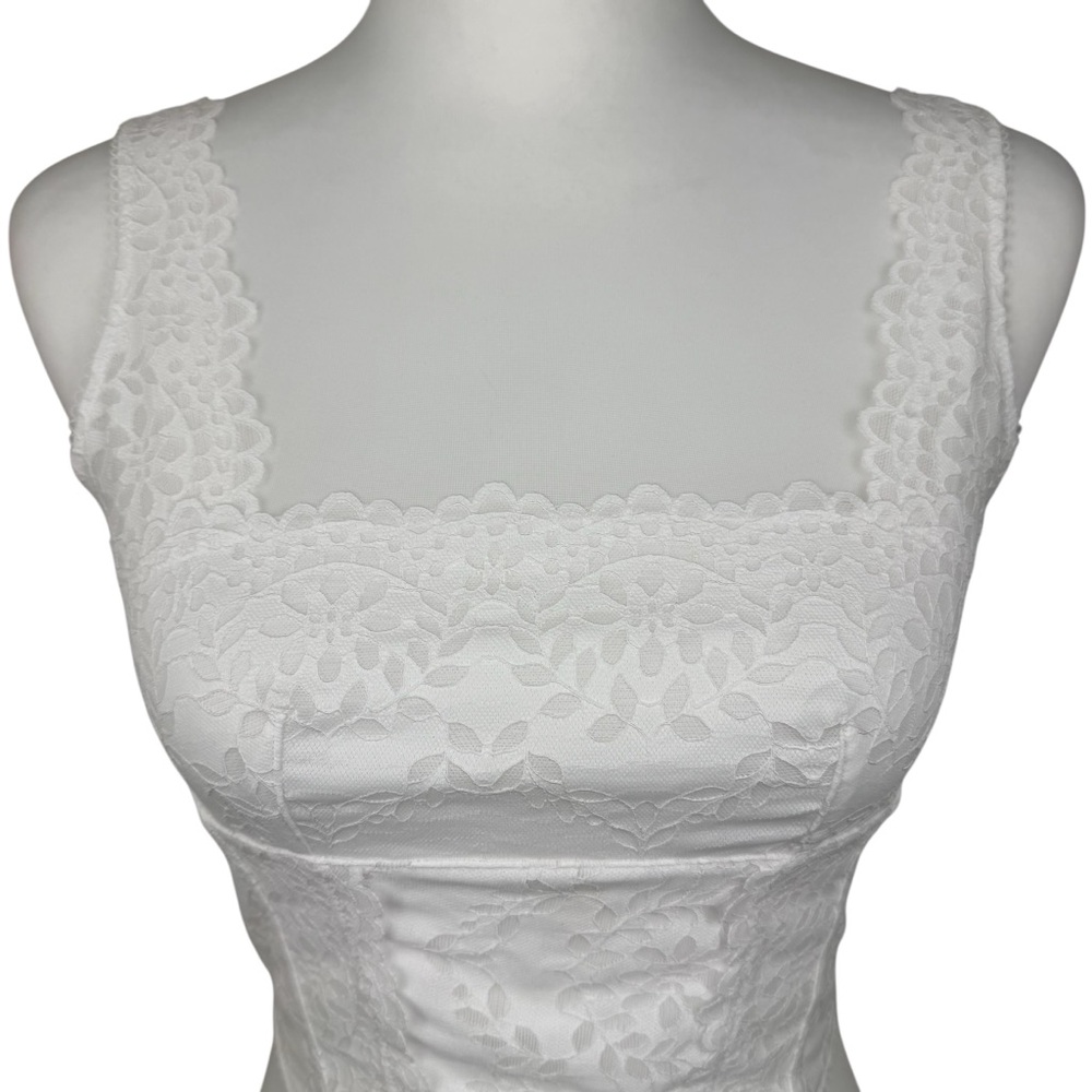 NWT PiNK Victoria’s Secret The Cinched Corset White Lace Bralette Tank Top Cami - Picture 2 of 11